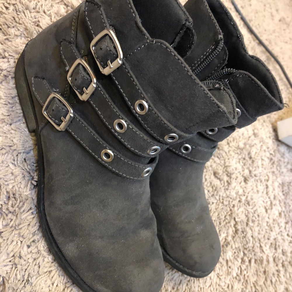 Booties - Picture 3 of 3